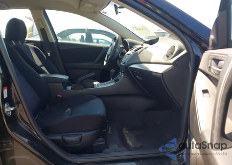 2010 Mazda Mazda3 I Touring z USA, uszkodzony, nr VIN JM1BL1SGXA1345421